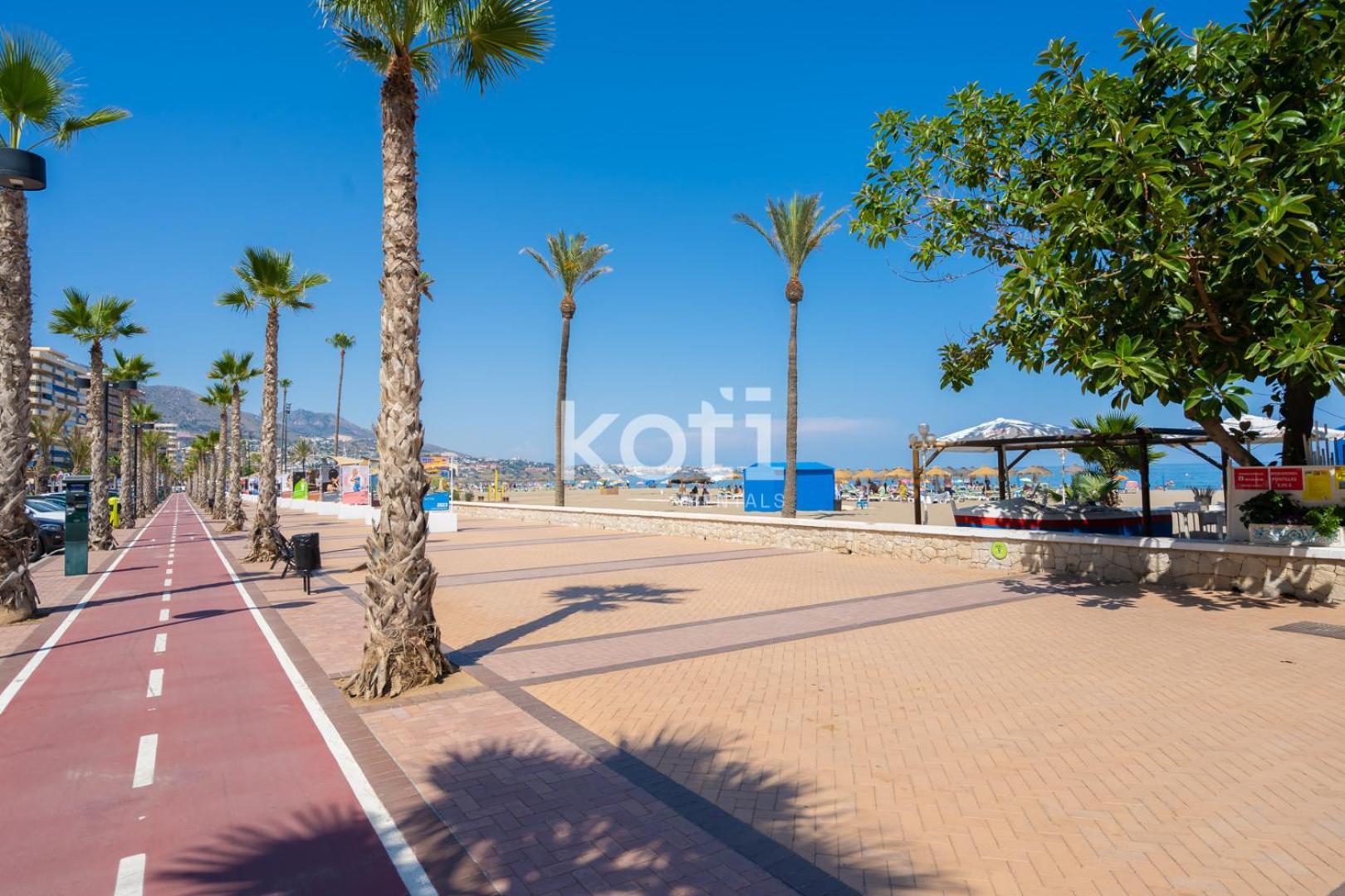 Koti - Atico Marconi Fuengirola